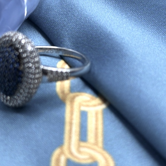 Beautiful Sterling Silver Ring 💍 With Blue And White Zirconia - Picture 4 of 6